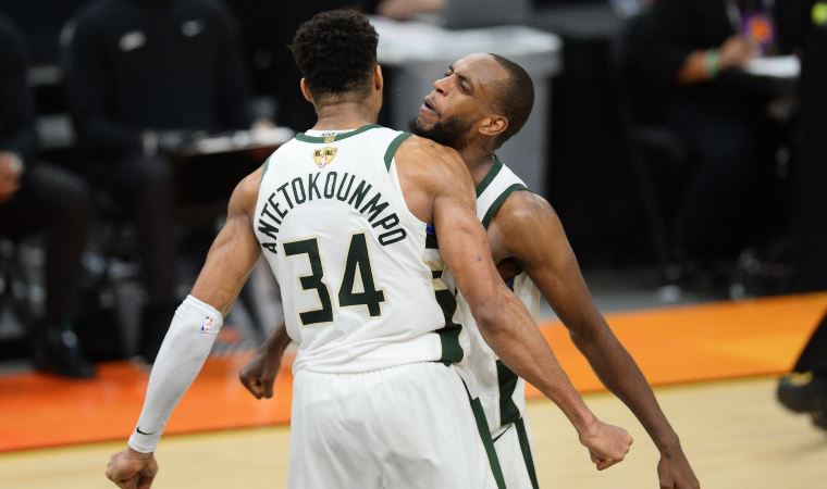 NBA finalinde Suns'ı yenen Bucks, seride 3-2 öne geçti