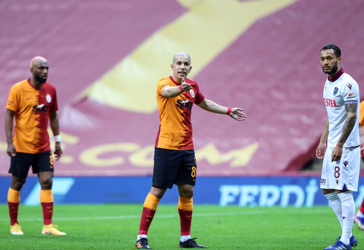 Galatasaray'da Sofiane Feghouli gelişmesi