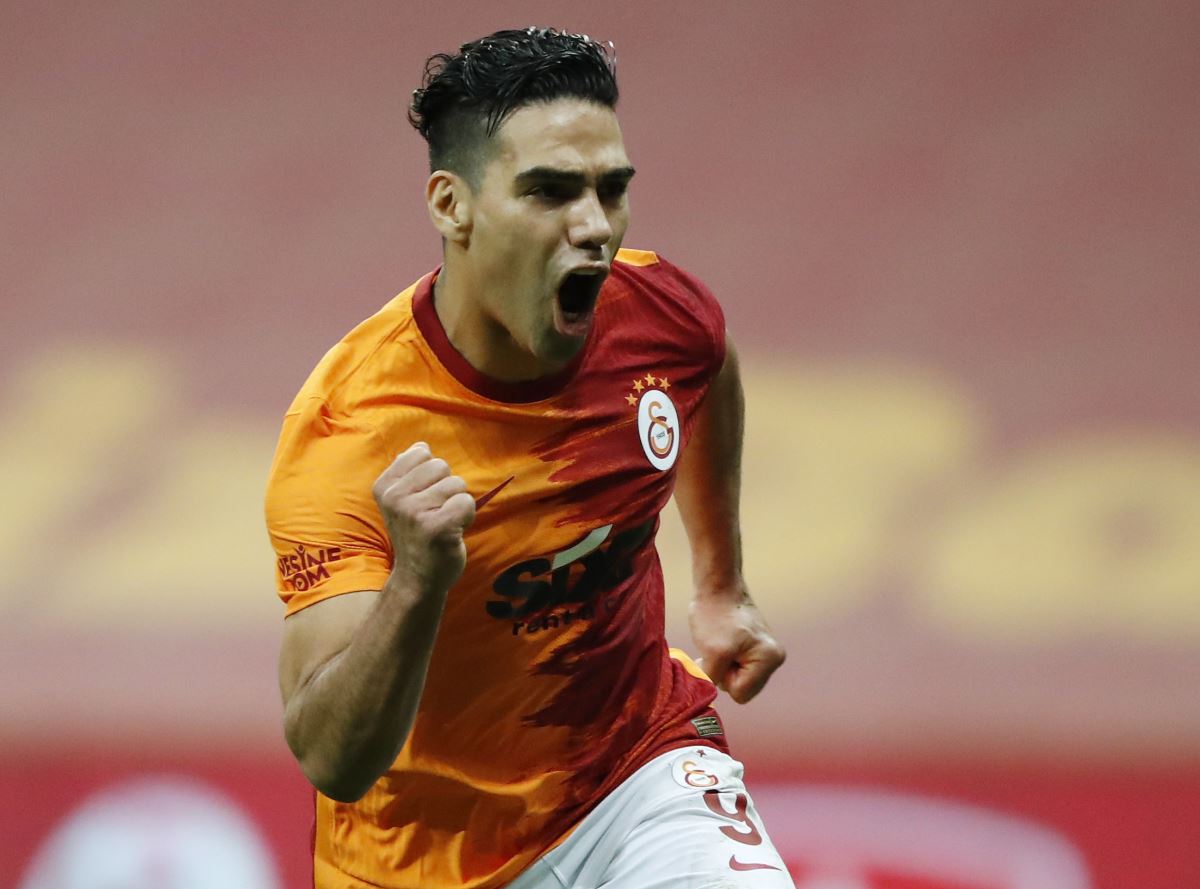 Galatasaray'a Radamel Falcao şoku (18.07.2021)