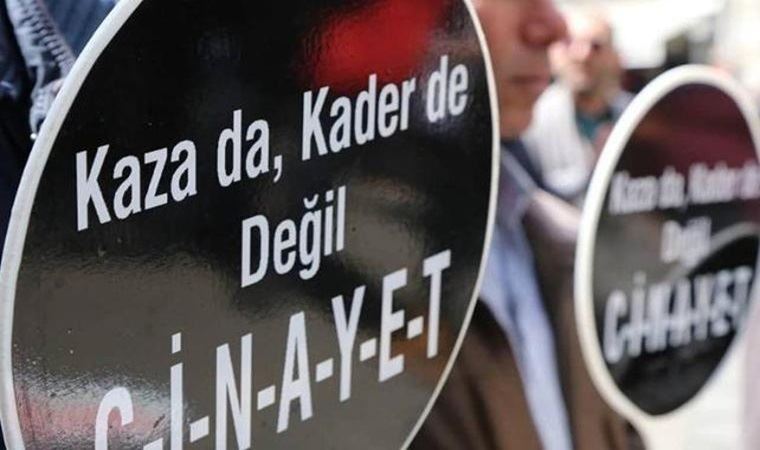 İzmit'te otomobil fabrikasında iş cinayeti: Üzerine metal malzemeler düşen Koreli işçi öldü