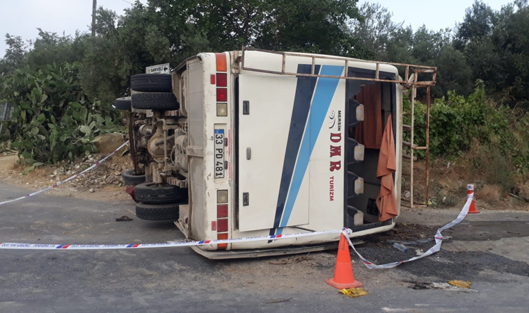 Tarım işçilerini taşıyan midibüs devrildi: 1 ölü, 14 yaralı