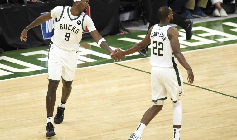 NBA'de Milwaukee Bucks, final için avantaj yakaladı