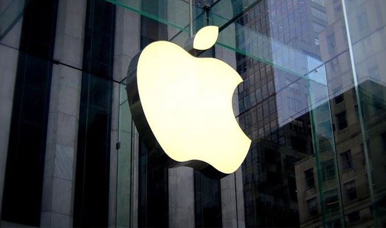 Apple ofise dönüşü erteledi