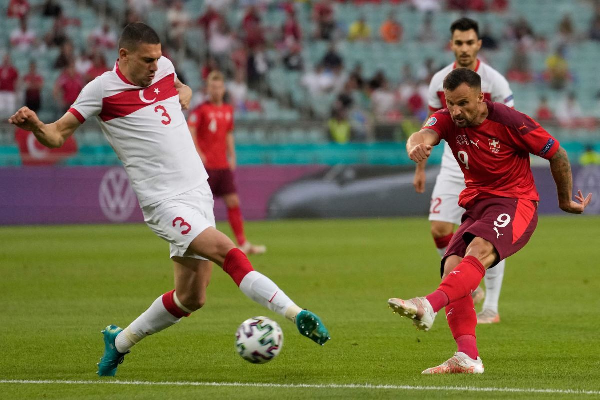 Tottenham'da Merih Demiral iddiası