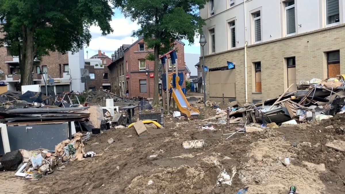 Almanya'da Stolberg bölge sakinleri selde yaşananları anlattılar