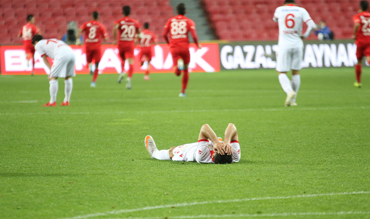 Samsunspor Başkanı Yüksel Yıldırım'dan taraftara tepki