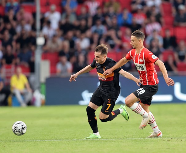 Galatasaray PSV'ye 5-1 mağlup oldu, ülke puanı sıralaması tehlikeye girdi