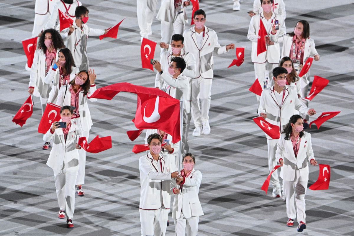 Tokyo 2020 resmi açılışı gerçekleşiyor