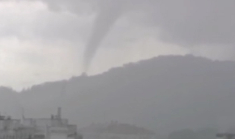 Soçi'yi sel ve fırtına vurdu: O anlar kamerada