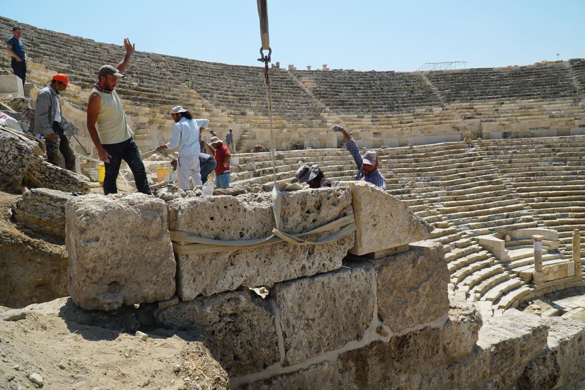 2 bin 200 yıllık antik tiyatronun restorasyonu tamamlandı