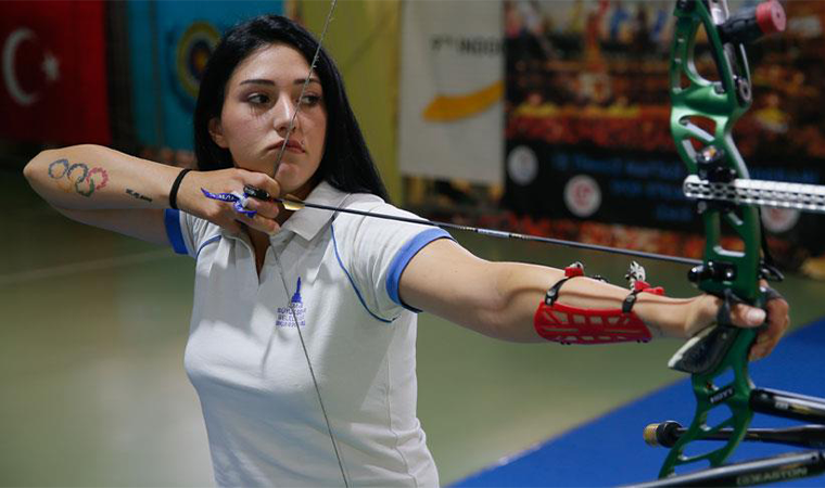 Tokyo 2020'de milli okçu Yasemin Ecem Anagöz, üçüncü turda