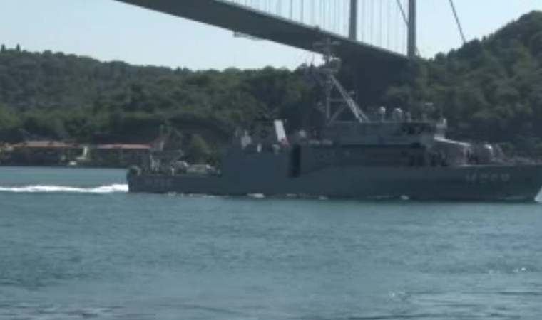 NATO gemileri, İstanbul Boğazı'ndan geçti