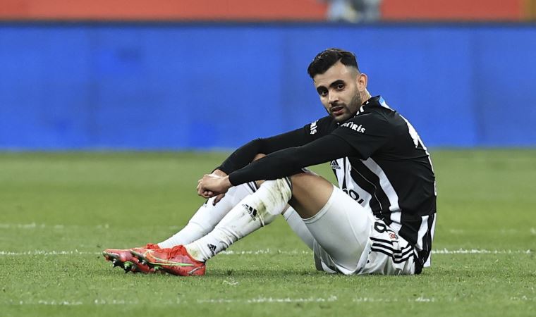 Leicester City’nin muhtemel kadrosunda Rachid Ghezzal yer almadı