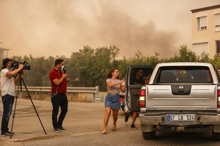 Antalya'dan korkunç görüntüler! Birçok noktada yangın var