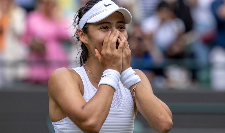 Raducanu, Wimbledon'da ilerlemeye devam ediyor