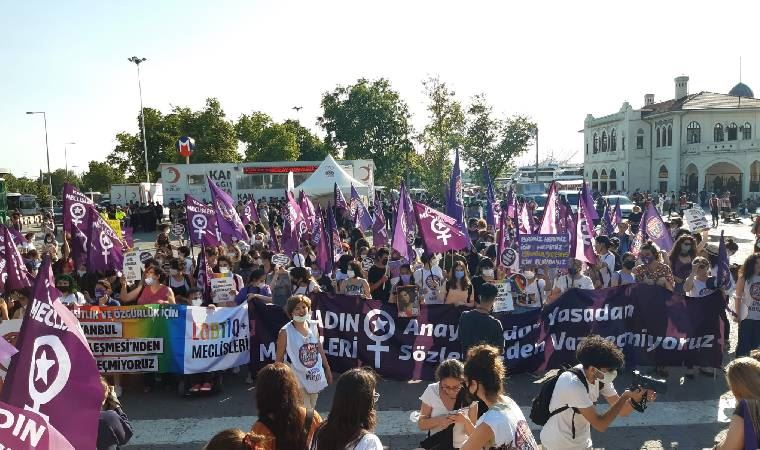 Kadınlar İstanbul Sözleşmesi için eylemde