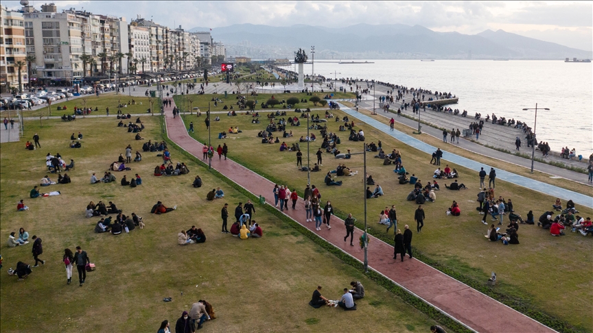 İzmir'de hedef 3 milyon 690 bin ikinci doz