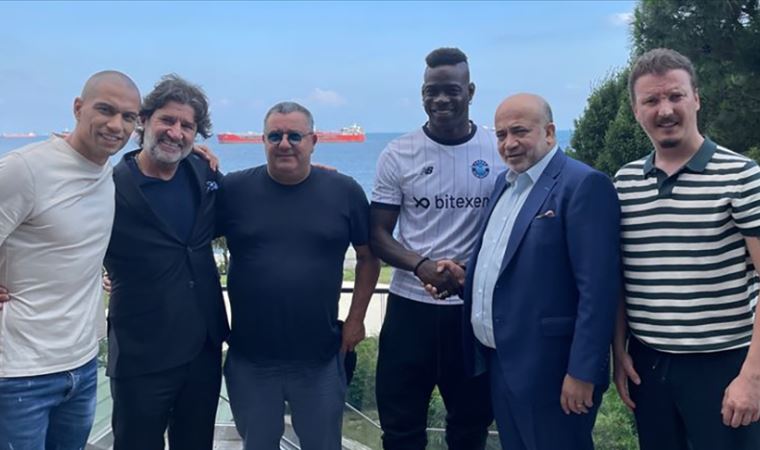 Adana Demirspor'un yeni transferi Balotelli, 9 numaralı formayı giyecek