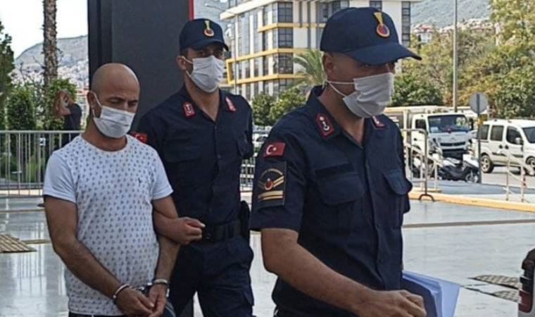 Antalya'da cin çıkarma bahanesiyle 2 kadına cinsel istismarda bulunan zanlı tutuklandı