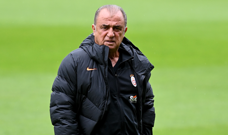 Galatasaray Teknik Direktörü Terim, annesinin rahatsızlığı nedeniyle Adana'ya geldi