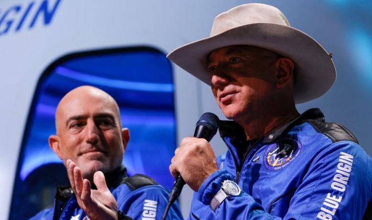 Jeff Bezos'un şirketi Blue Origin, Elon Musk'ın SpaceX şirketiyle anlaşan NASA'ya dava açtı