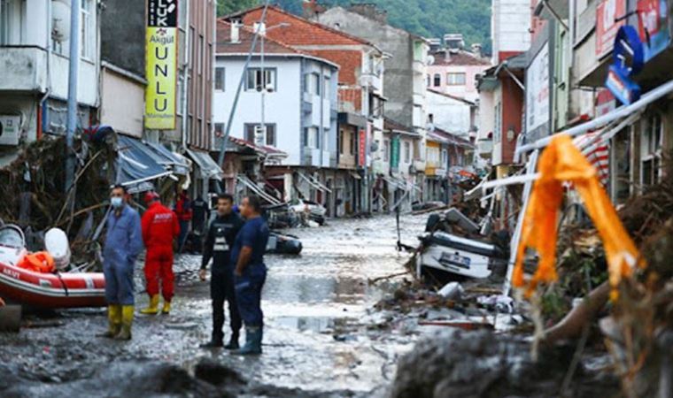 Sel felaketi yaşayan Bozkurt ilçesinin kaymakamı görevden alındı