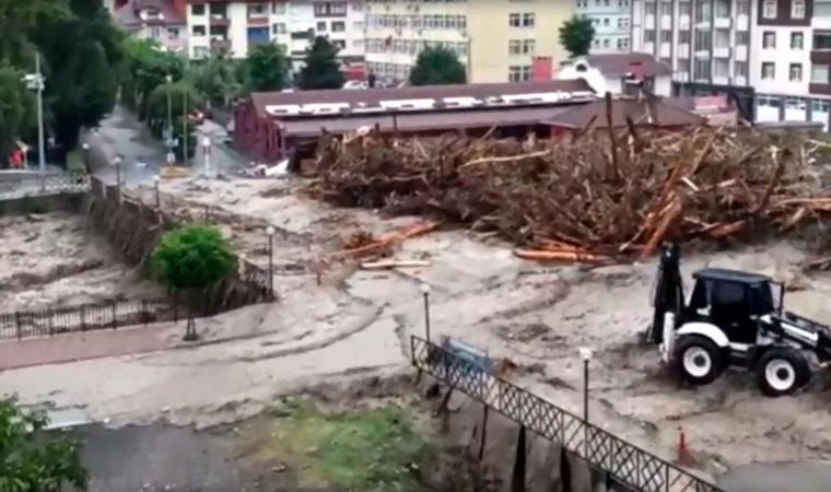 Sel felaketinde çöken apartmanın müteahhidi hakkında flaş gelişme!