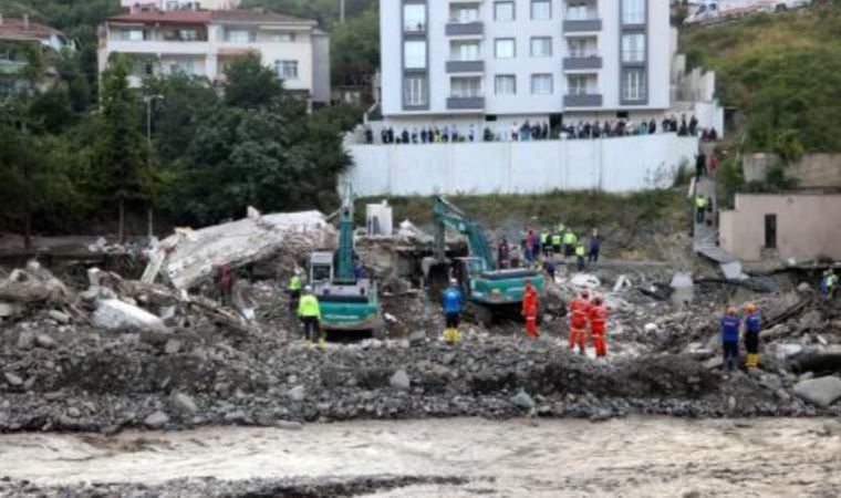 Bozkurt'taki sel felaketinde yıkılan bir binanın müteahhidi adliyeye sevk edildi