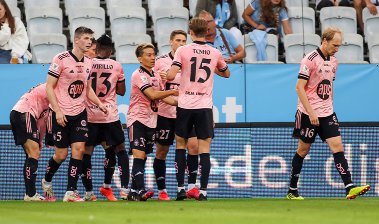 HJK Helsinki'de teknik direktör Toni Koskela ve Tim Sparv, Fenerbahçe maçı öncesi konuştu