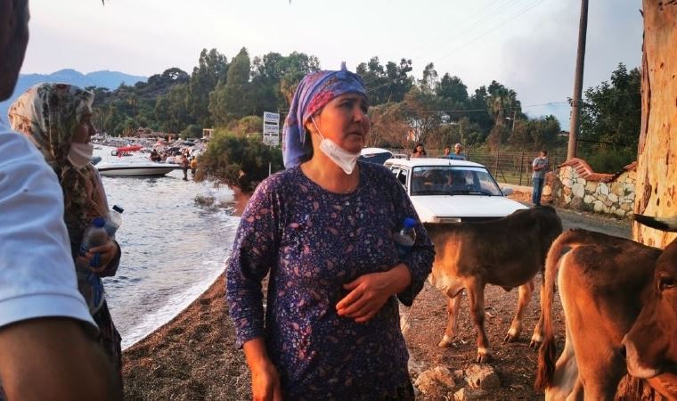 Alevlere teslim olan Marmaris’te göz yaşartan görüntüler