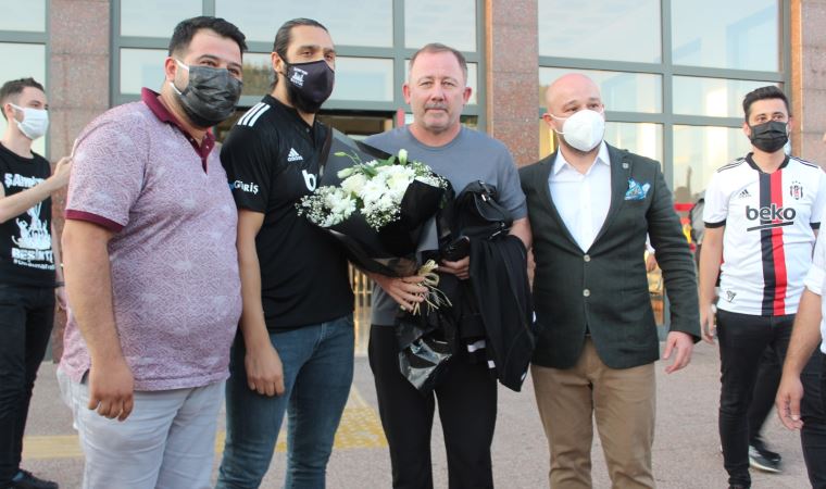 Beşiktaş, Gaziantep FK maçı için Gaziantep'e gitti