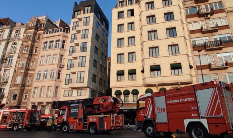 Beyoğlu'nda korkutan yangın