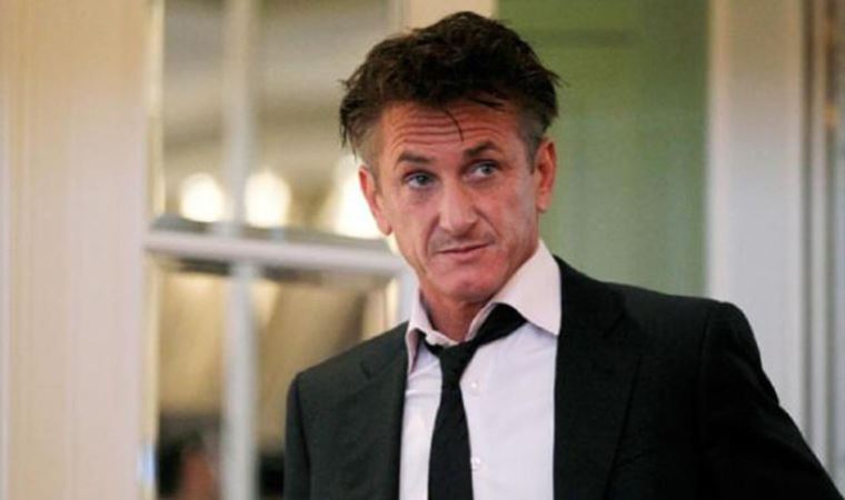 ABD'li aktör Sean Penn: Aşısız olmak birinin yüzüne silah doğrultmak gibi