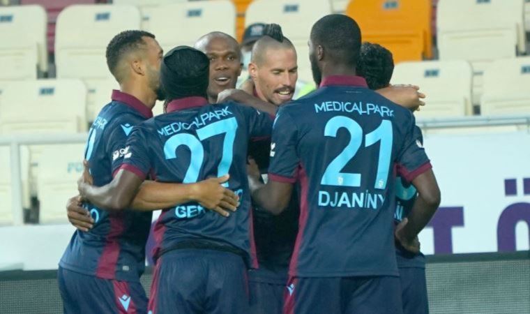 Trabzonspor, stoper oyuncusu Stefano Denswil ile anlaşmaya vardı