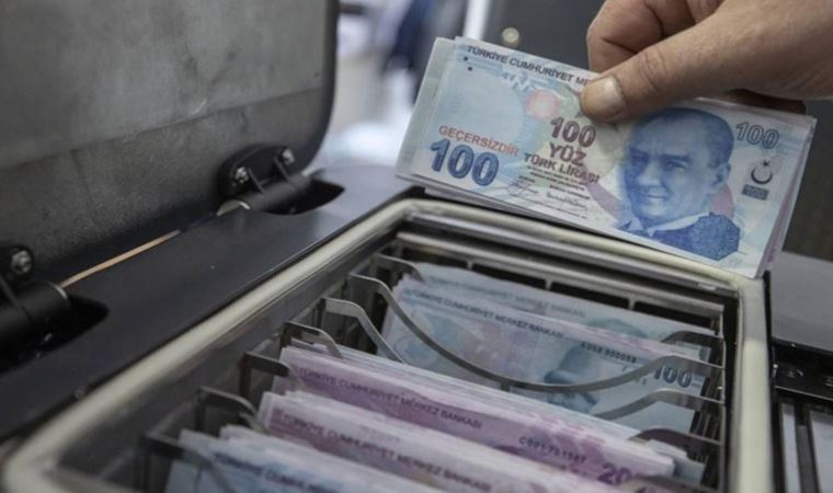 Bankacılık sektörünün mevduatı sert düştü