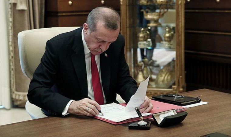 Erdoğan'dan gece yarısı yeni atamalar! Resmi Gazete'de yayımlandı