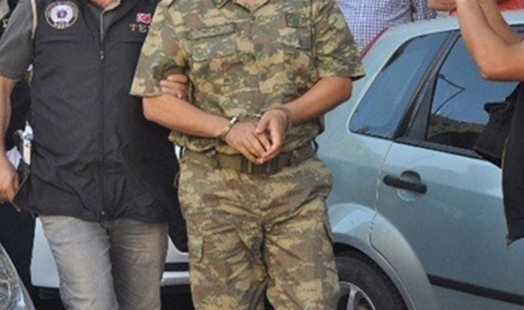 FETÖ'nün askeri yapılanmasına yönelik operasyon: Muvazzaflar da aralarında 12 şüpheli yakalandı