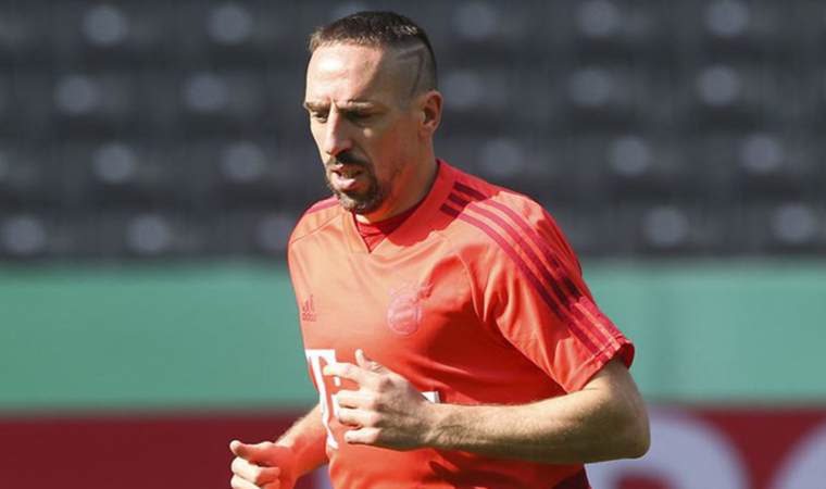 Yıldız futbolcu Frank Ribery, Fatih Karagümrük'e önerildi