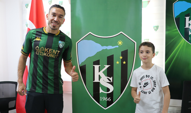 Kocaelispor, Mevlüt Erdinç ile sözleşme imzaladı