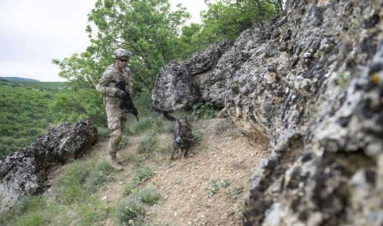 Tunceli'de teröristlerin kullandığı 7 sığınak imha edildi