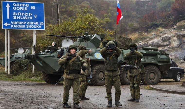 Azerbaycan, Rusya'dan diğer ülkelere ait araçların Karabağ'a geçişini önlemesini istedi