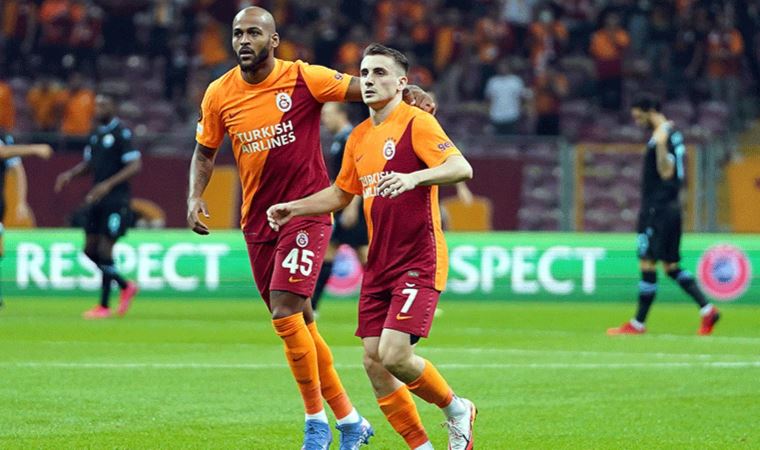 Galatasaray'da Kerem ile Marcao, taraftarı selamladı