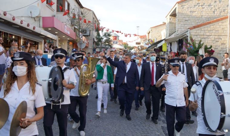 Çeşme ve Alaçatı’da Kurtuluş coşkusu!