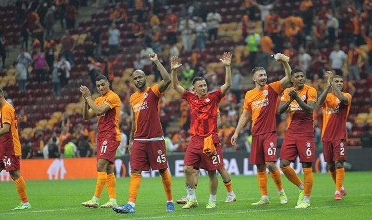 Galatasaray'da gözler Süper Lig'e çevrildi