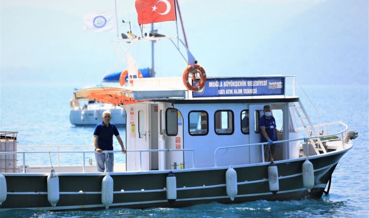 Muğla'da denizden 2 bin 585 ton atık toplandı