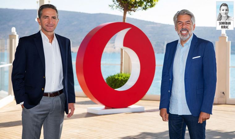 Vodafone Türkiye CEO’su Aksoy, fiber kazı izninin ellerinden alındığını belirtti