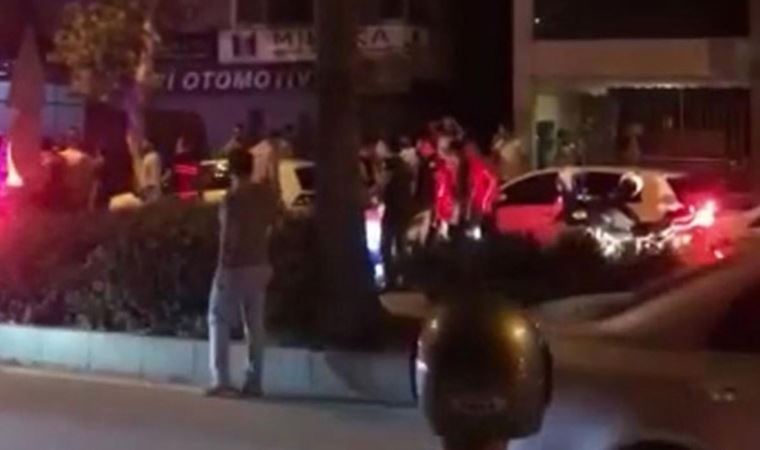 'Dur' ihtarına uymayan otomobildekiler ateş açtı: 3'ü polis 4 yaralı