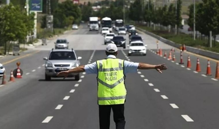 Bu yollar saat 12.00'ye kadar kapalı