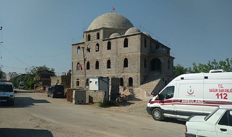 Adana'da inşaatı süren caminin kubbesinden düşen işçi öldü