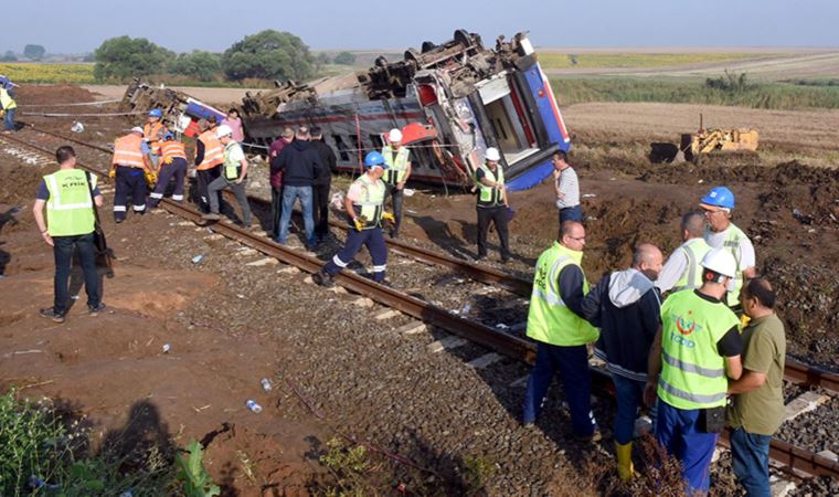 Çorlu tren faciasında kurtulan 3 yolcu tazminat alıp davadan çekildi